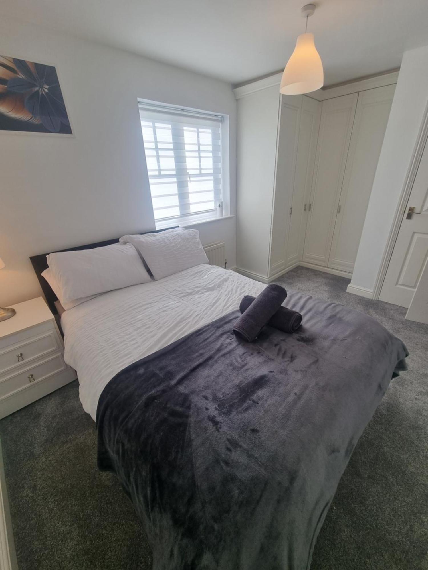 Maidstone Villa 3 Bedroom Free Sports Channels,Parking Sleeps 7 Exterior foto