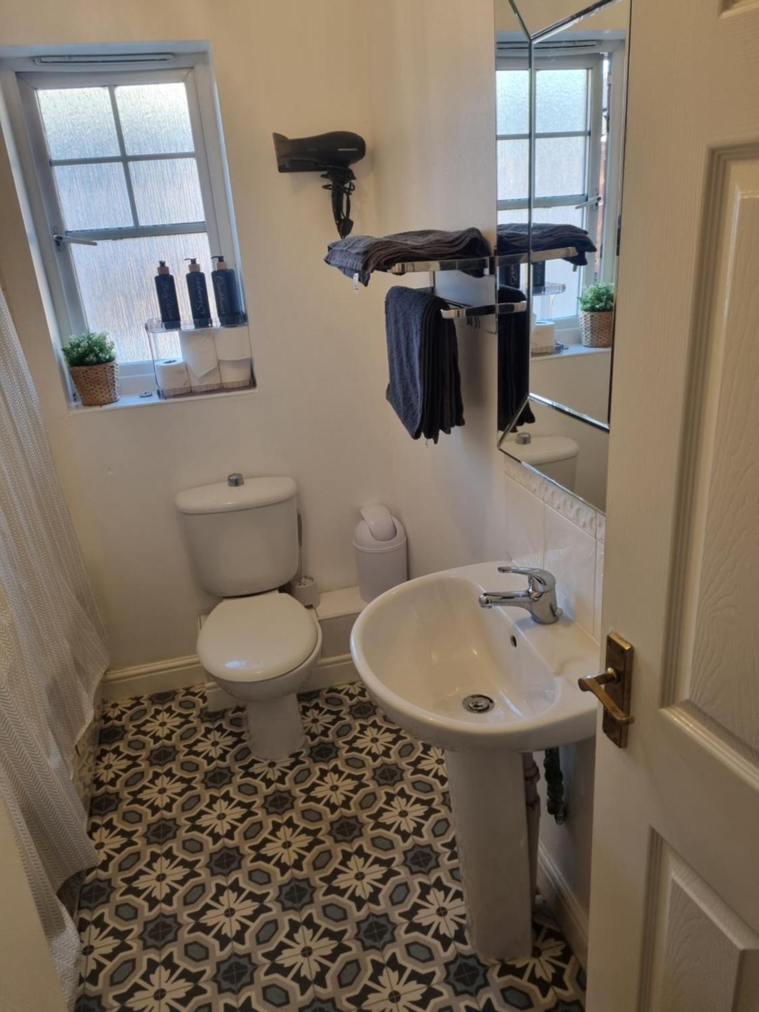 Maidstone Villa 3 Bedroom Free Sports Channels,Parking Sleeps 7 Exterior foto