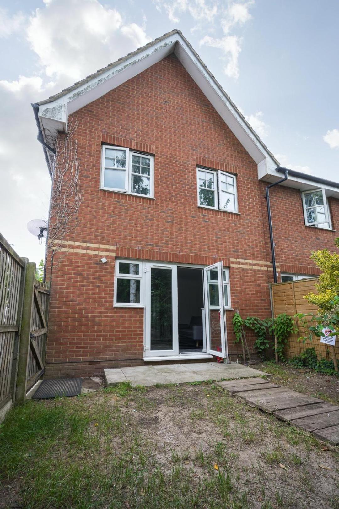 Maidstone Villa 3 Bedroom Free Sports Channels,Parking Sleeps 7 Exterior foto