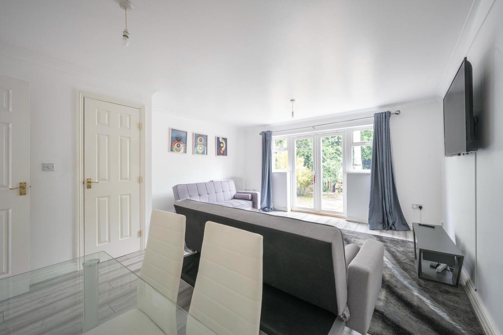 Maidstone Villa 3 Bedroom Free Sports Channels,Parking Sleeps 7 Exterior foto
